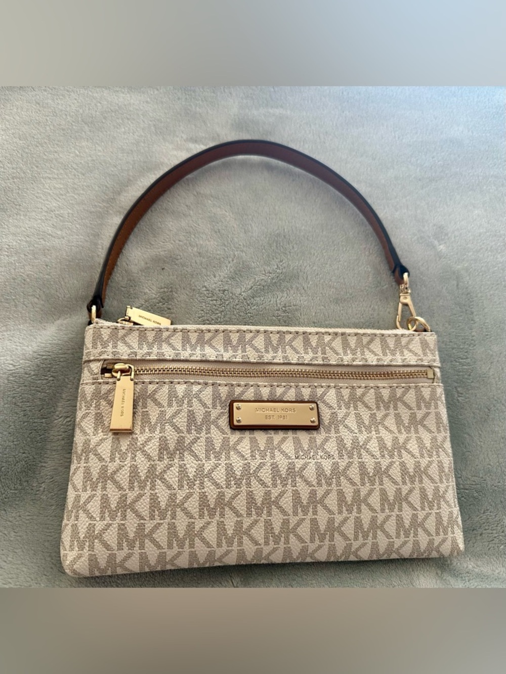 Michael Kors Jet Set Signature Logo Wristlet